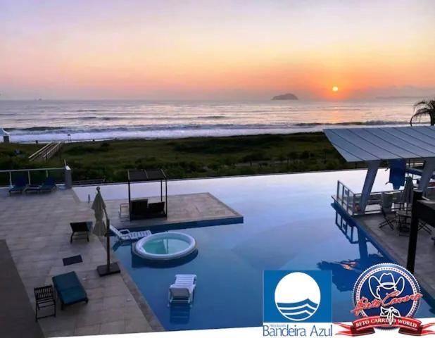 Ape Estilo Resort C/ Pe Na Areia E Vista Mar, Proximo Ao Beto Carrero Piçarras Buitenkant foto